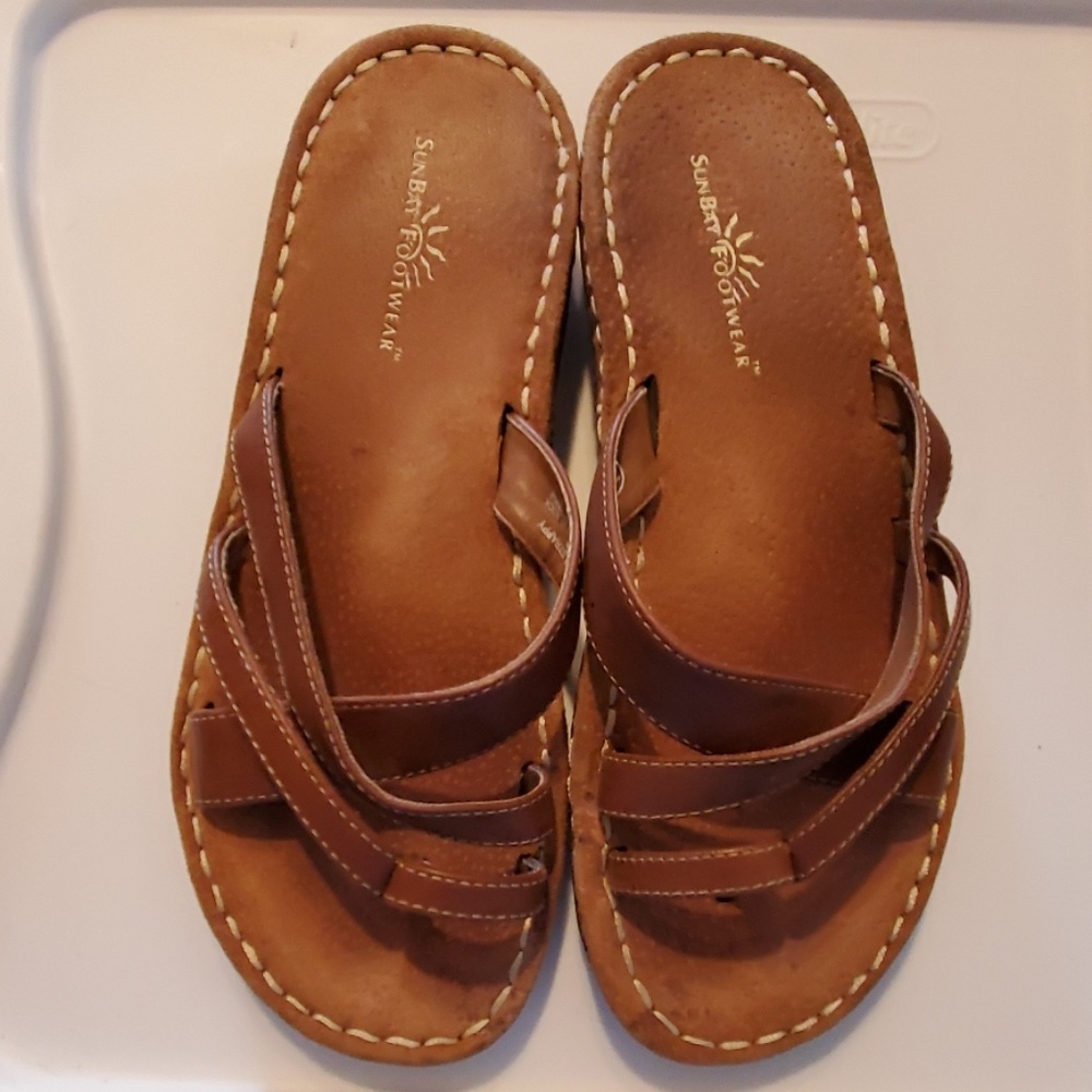Ladies Sun Bay leather sandals size 7.5